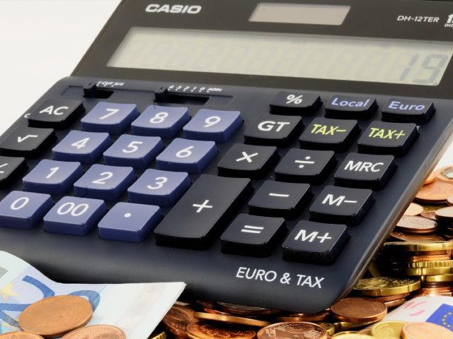 Boursorama ou Fortuneo : comparatif pour compte courant