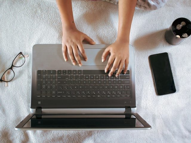 Revolut ou bunq : quelle néobanque choisir