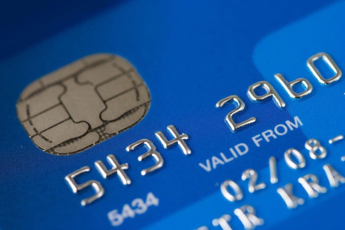 Stripe ou PayPal — choisir pour accepter des paiements en ligne