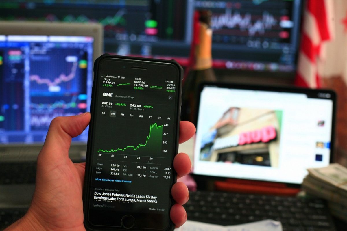 Avis sur Trading 212 : comptes Invest, ISA et CFD